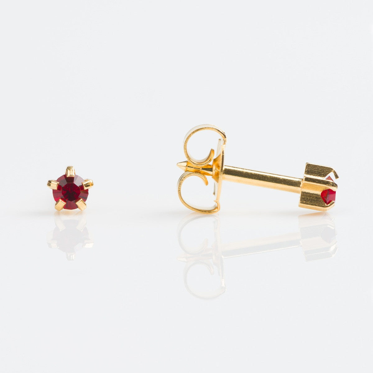 Studex Regular Gold Plated Tiffany January Studs - Pack of 12