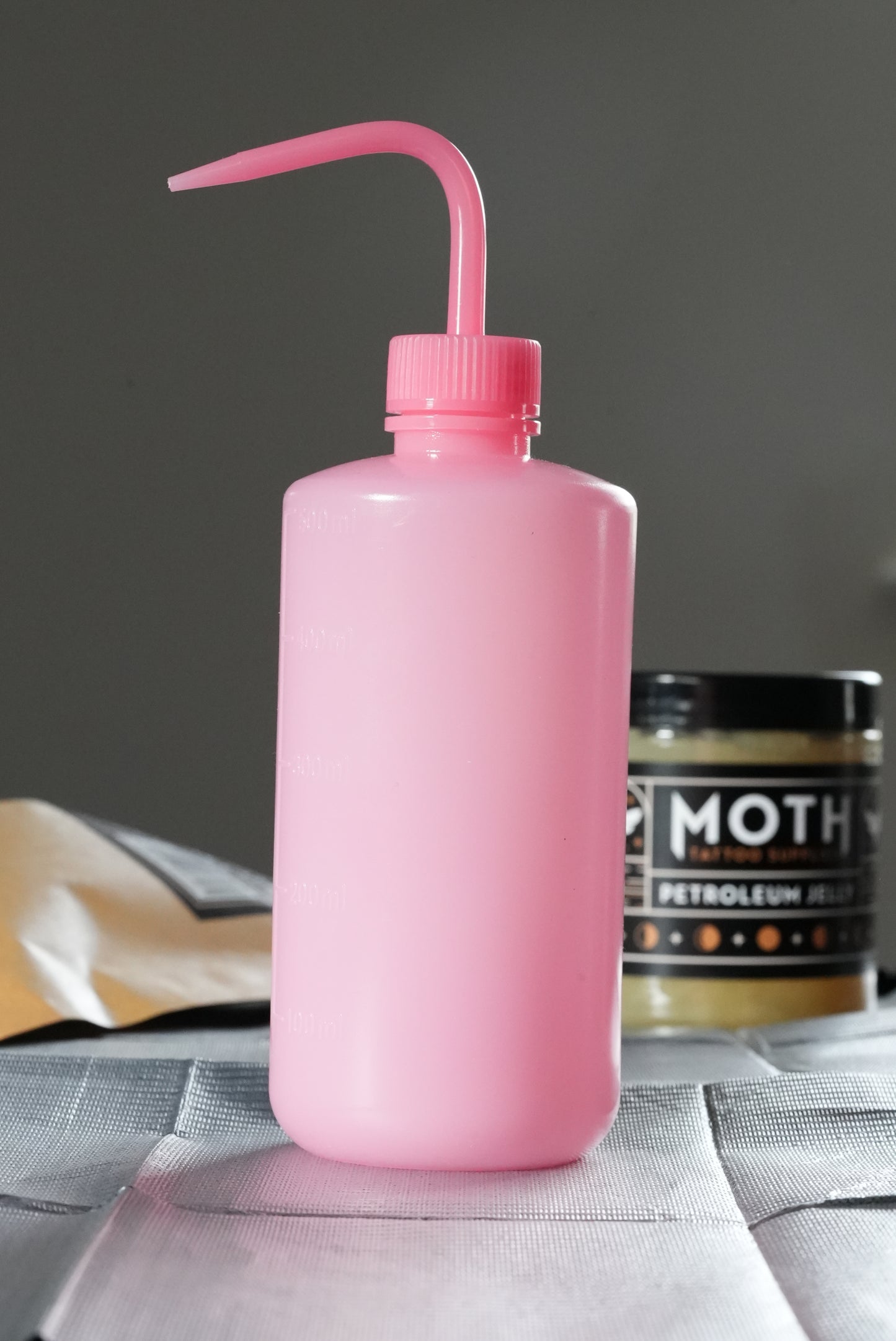 MOTH Wash Bottle Pink 500ml