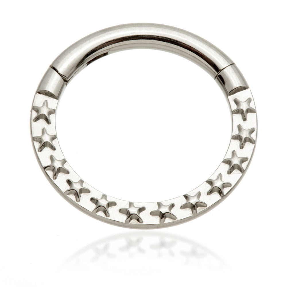 Ti Couture Front Facing Star Embossed Hinged Ring