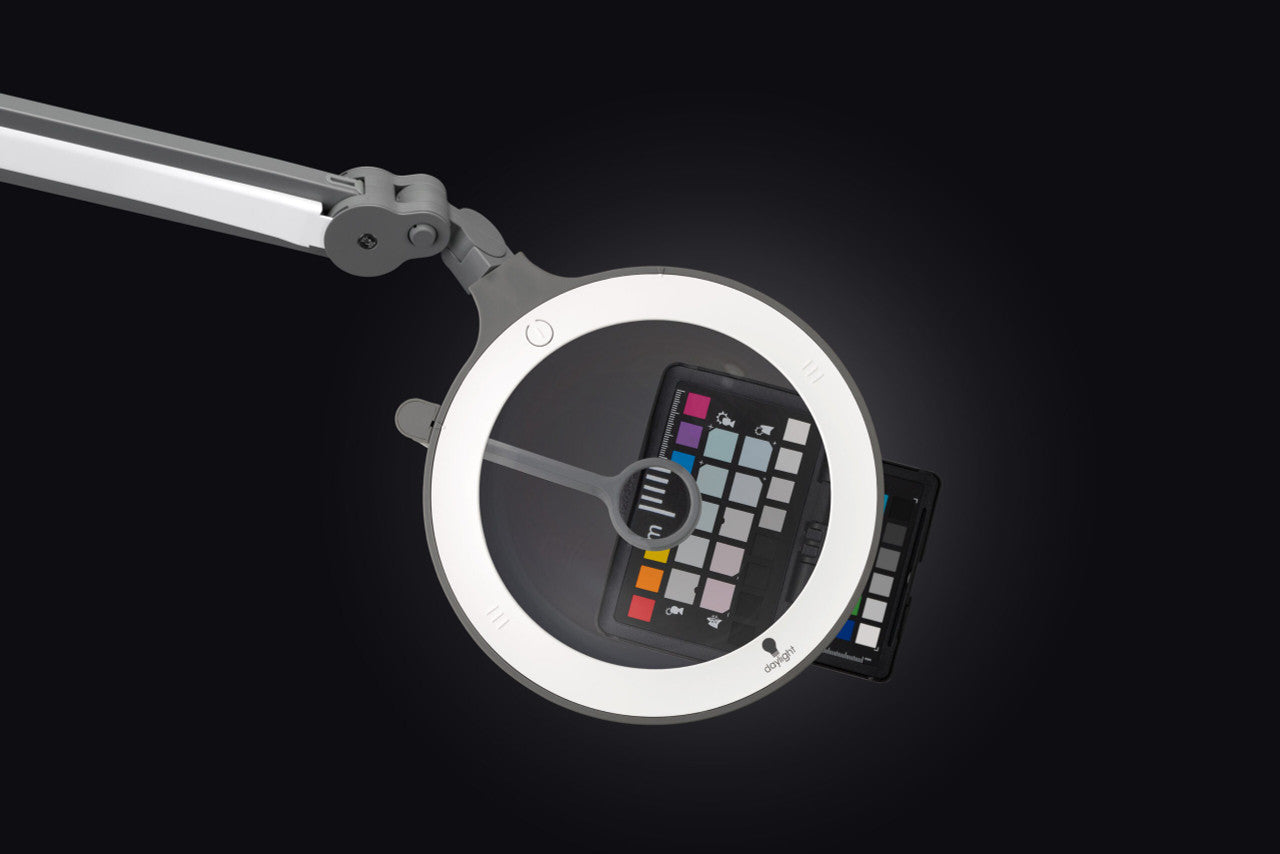 Daylight IQ Magnifier