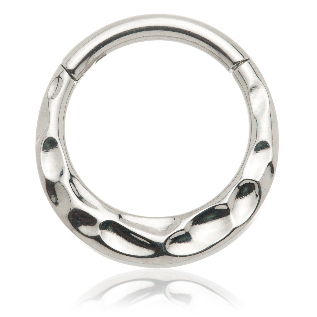 Ti Couture Front Facing Hammered Hinged Ring
